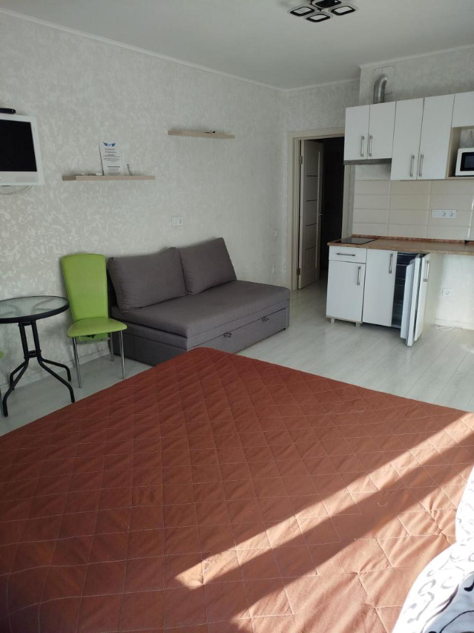 Apart-Hotel Sky Yuzhne Exterior foto