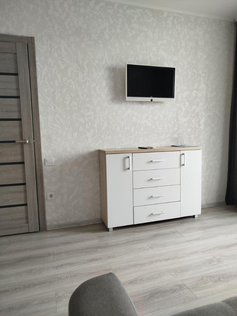 Apart-Hotel Sky Yuzhne Exterior foto