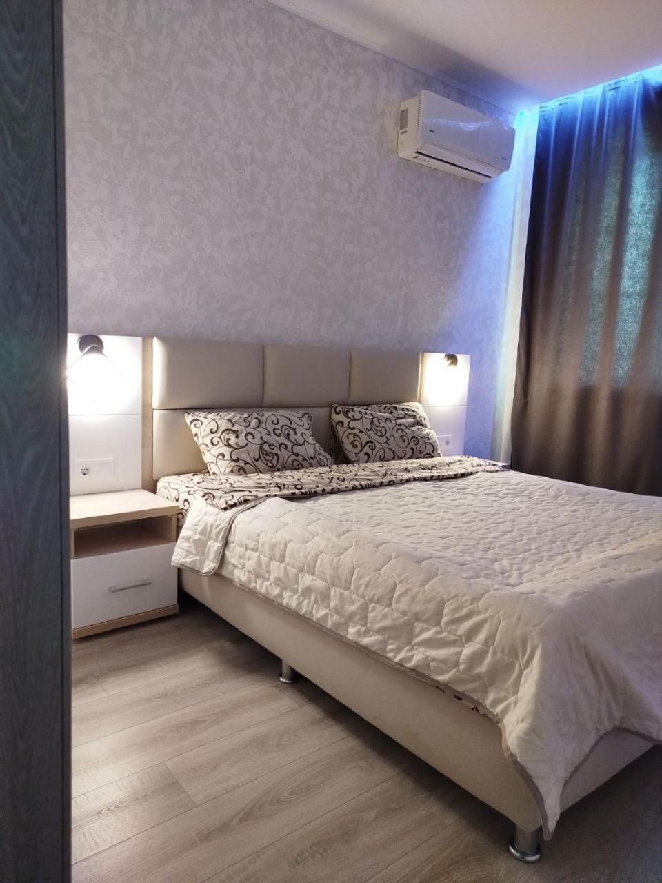 Apart-Hotel Sky Yuzhne Exterior foto
