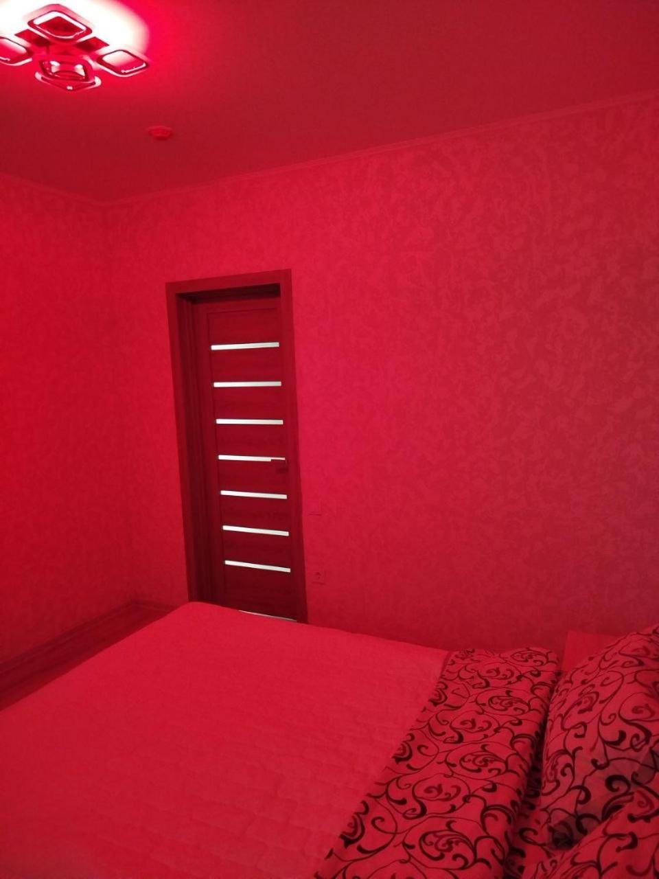 Apart-Hotel Sky Yuzhne Exterior foto