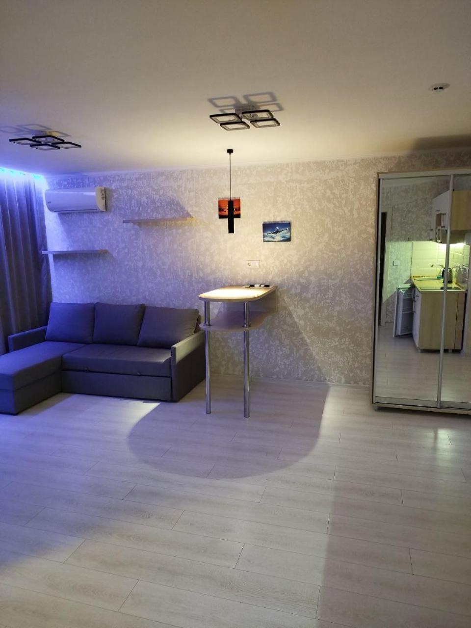 Apart-Hotel Sky Yuzhne Exterior foto