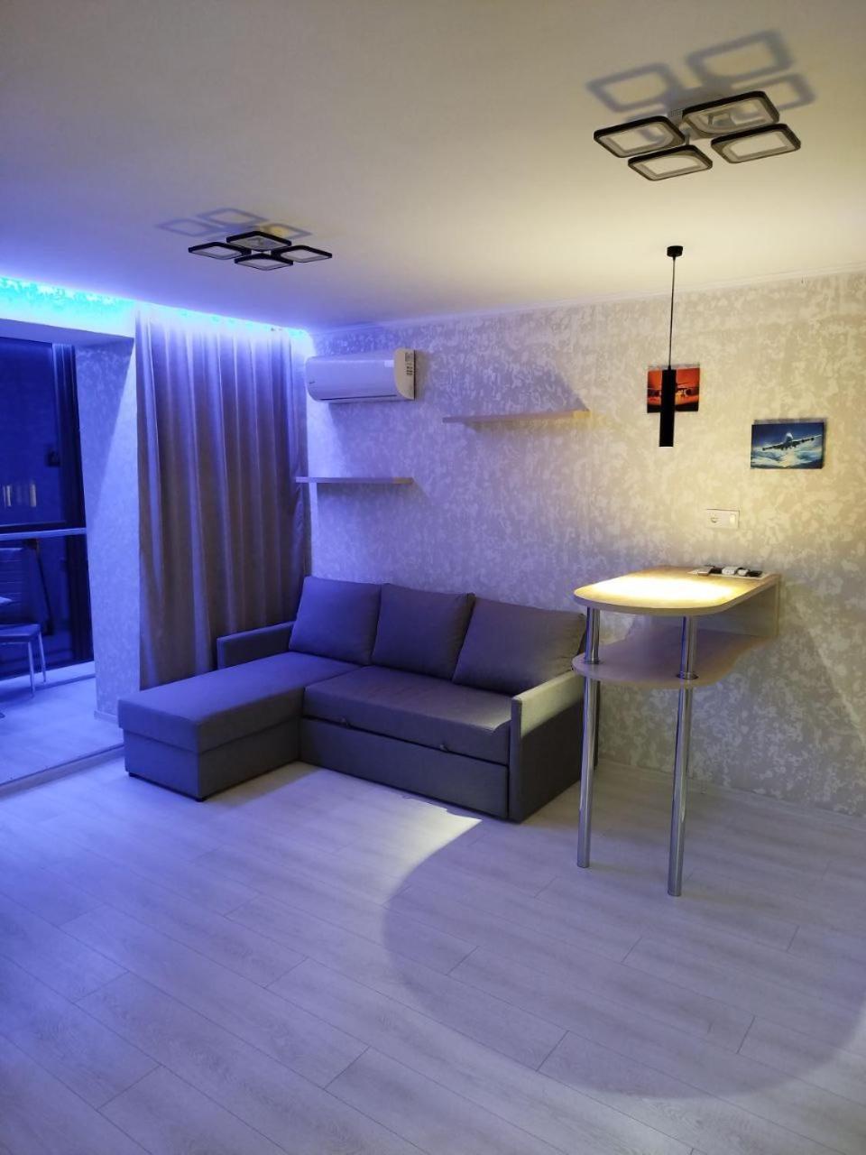 Apart-Hotel Sky Yuzhne Exterior foto