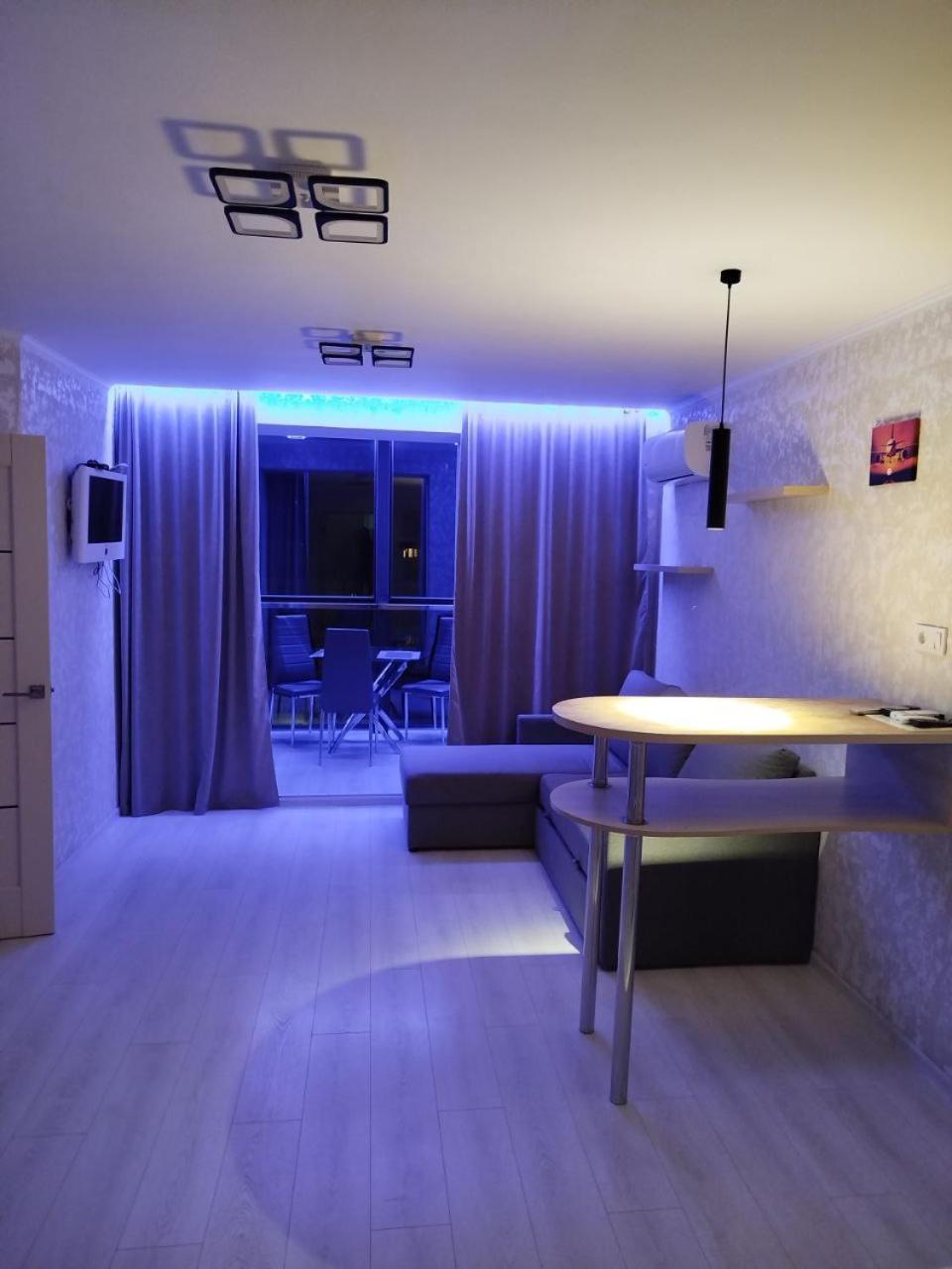 Apart-Hotel Sky Yuzhne Exterior foto