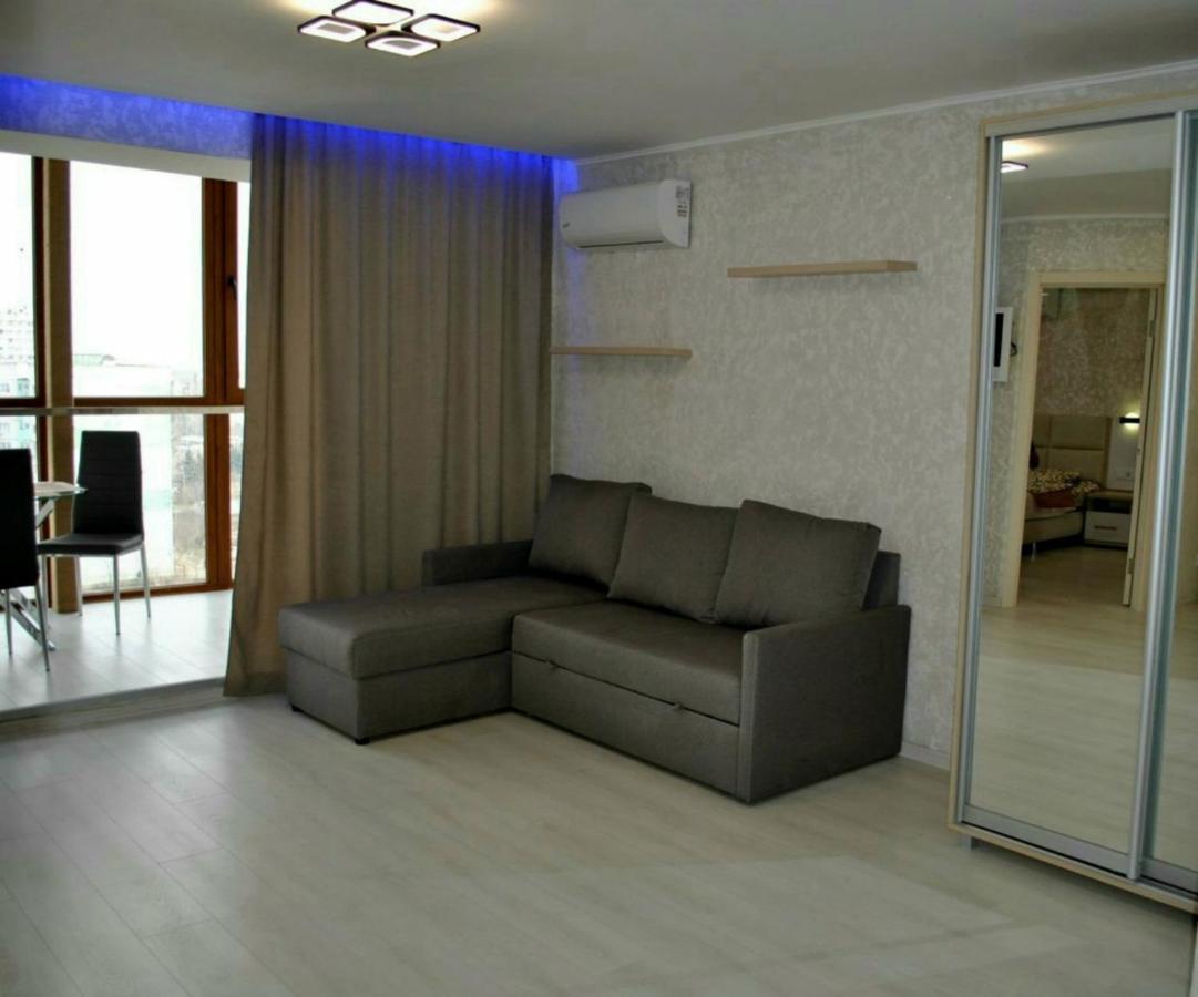 Apart-Hotel Sky Yuzhne Exterior foto